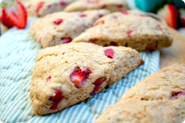 vegan strawberry scones recipe