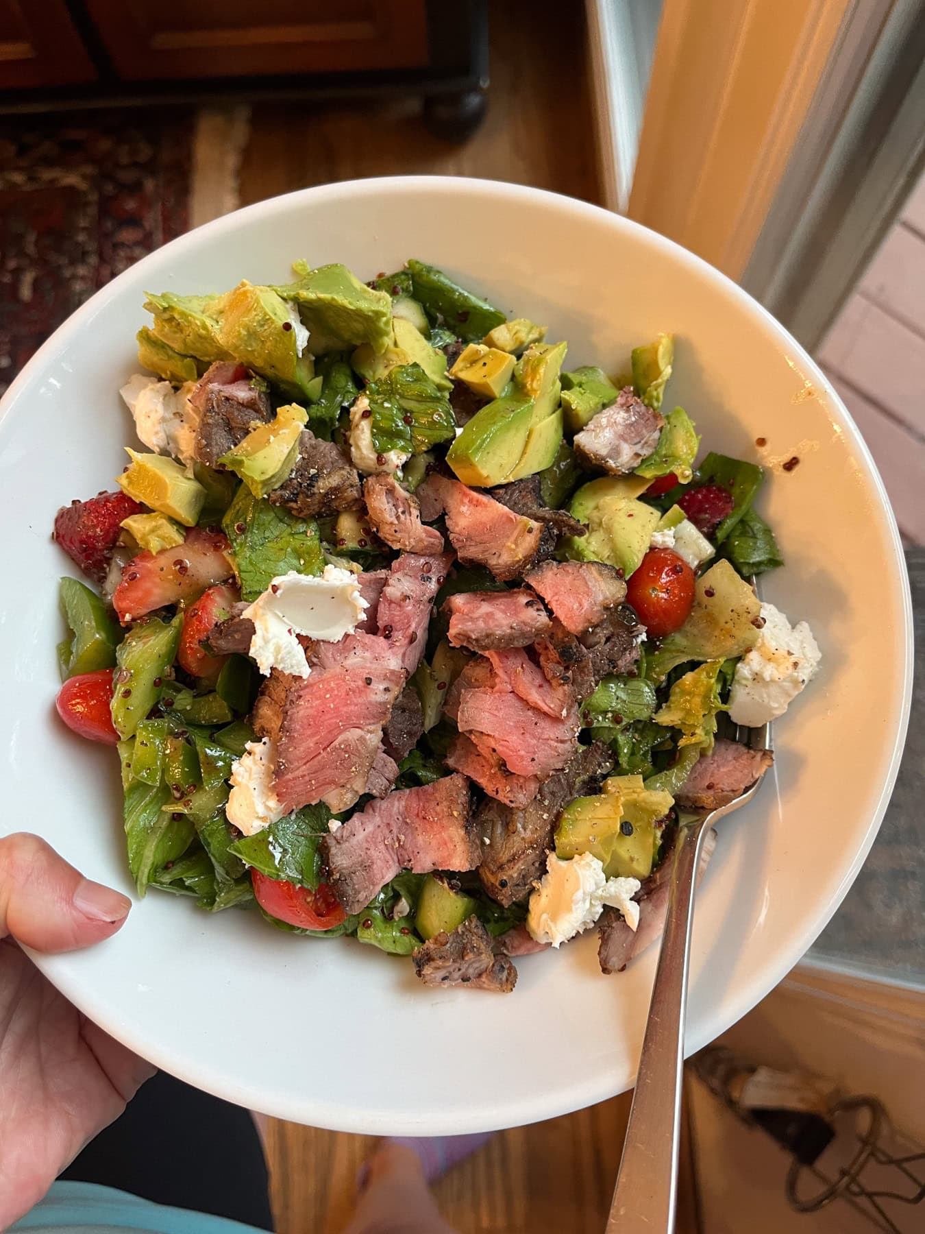 steak and strawberry salad
