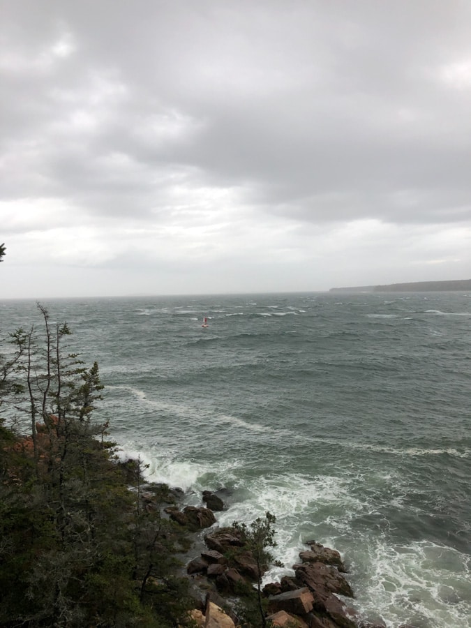 waves crashing on the coast in maine