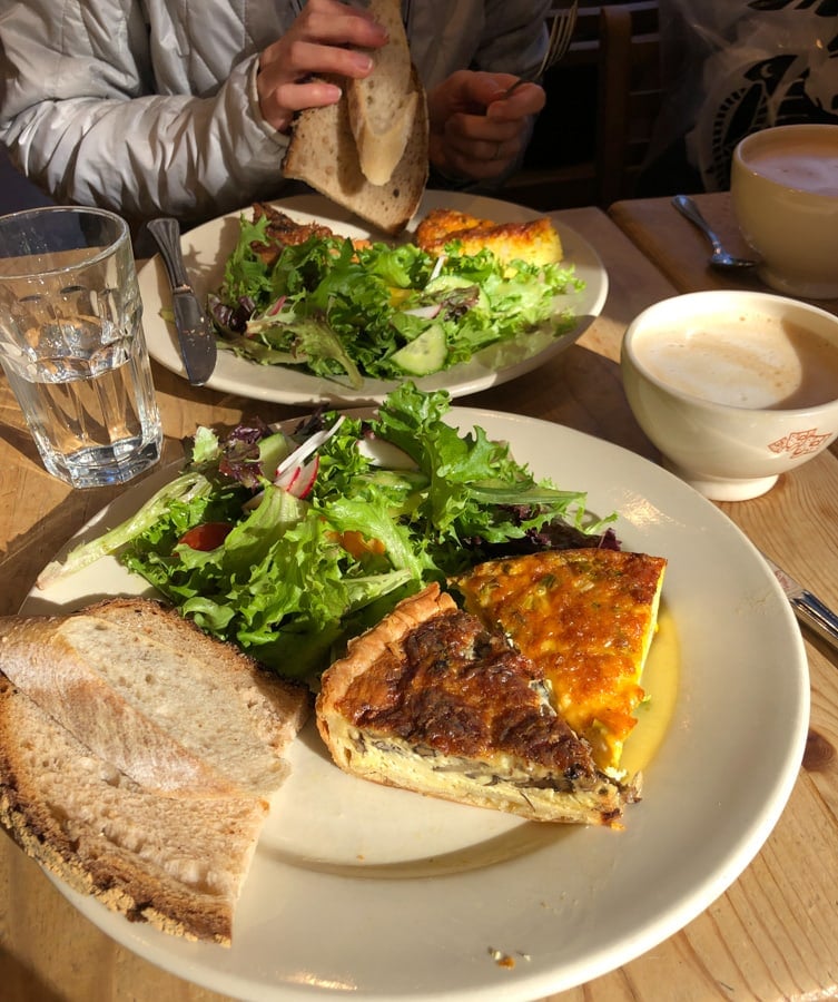 brunch at le pain quotidien