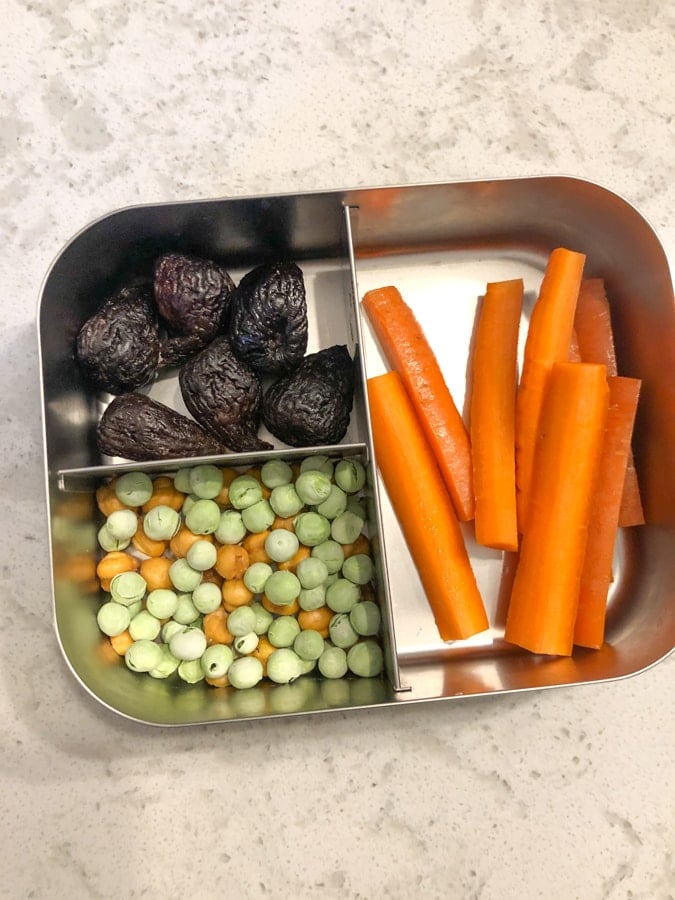 dried figs, dried peas and chickpeas, carrots