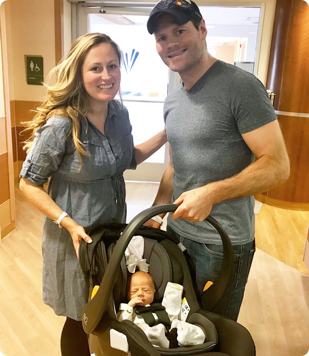 leaving the hospital with newborn